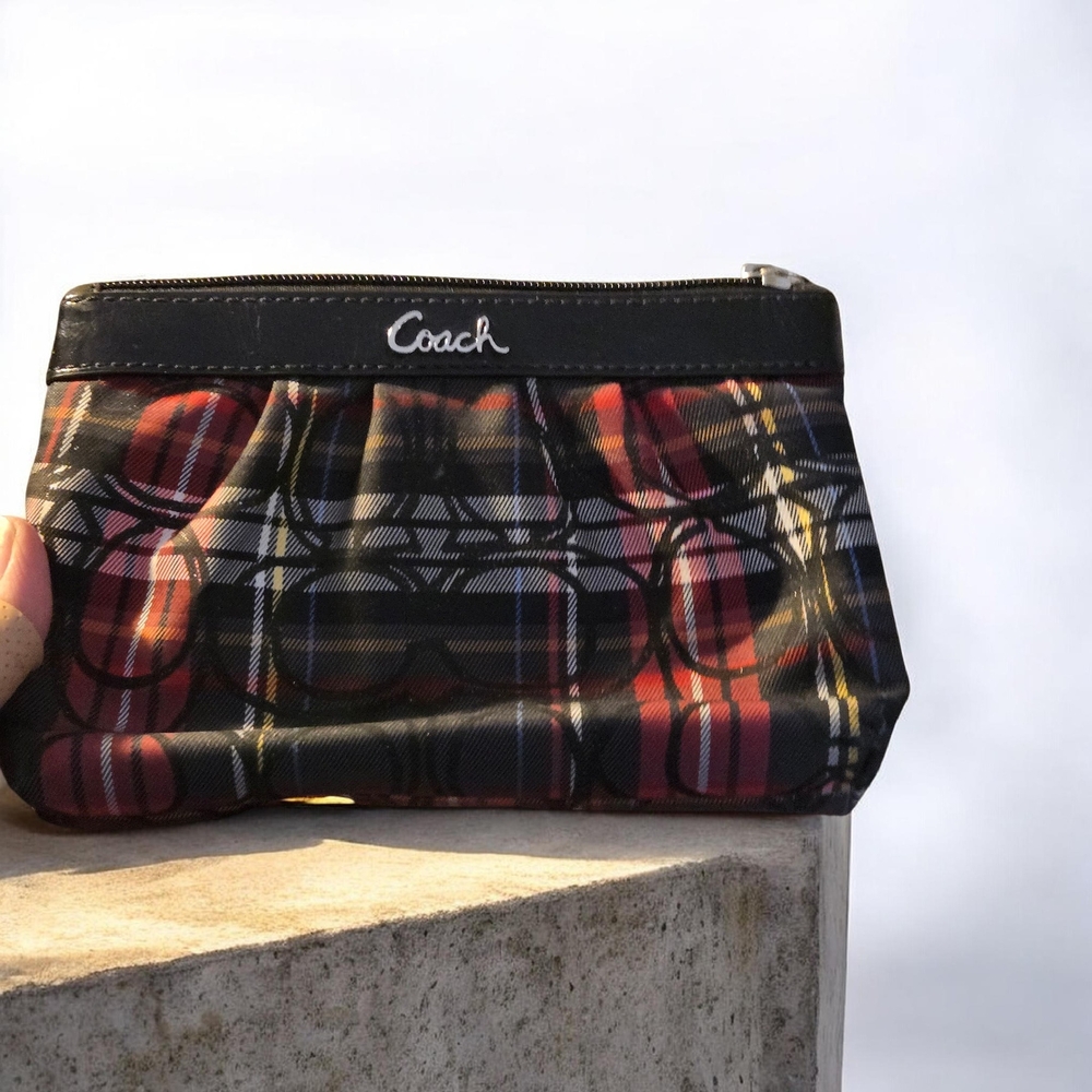 Coach POPPY TARTAN GLAM Tote/Wristlet Set with Red/Black Script And 2 Hangtags - Picture 3 of 12